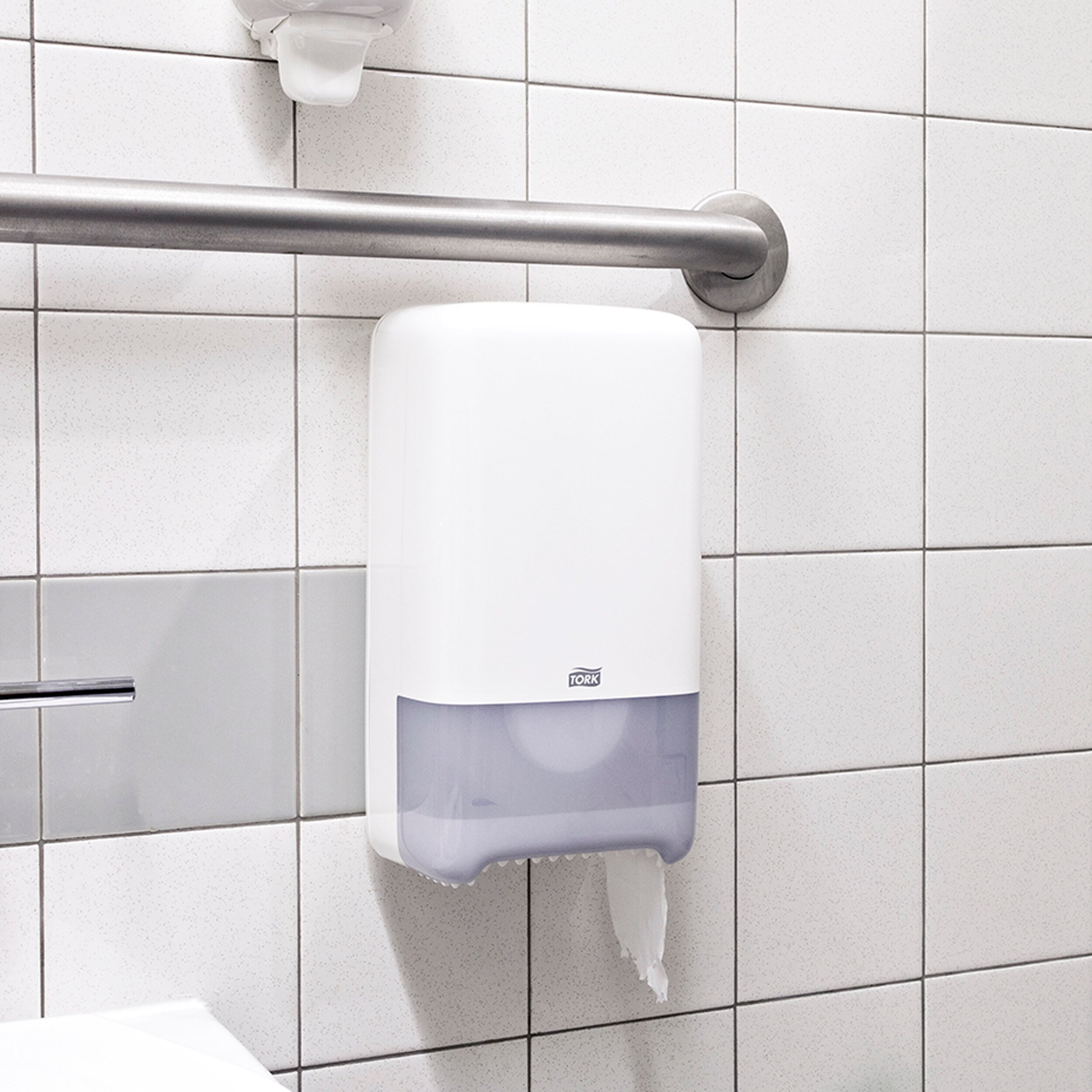Toiletpapir Tork Advance Compact T6, 2-lags, Hvid, 100 meter (27 ruller) 127530