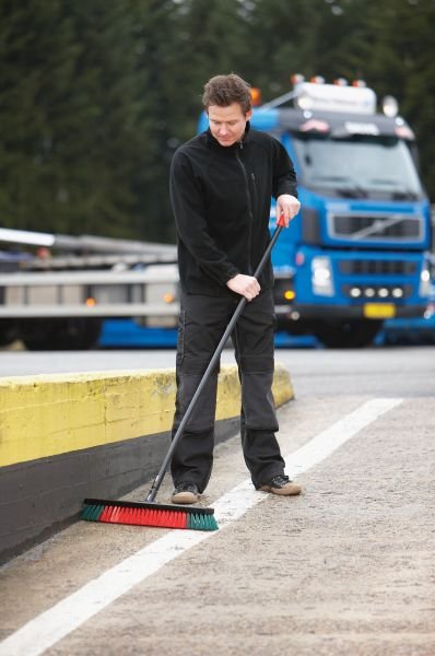 Vikan Vrkstedskost m/gevind, FSC-tr, stiv, 66,5 cm